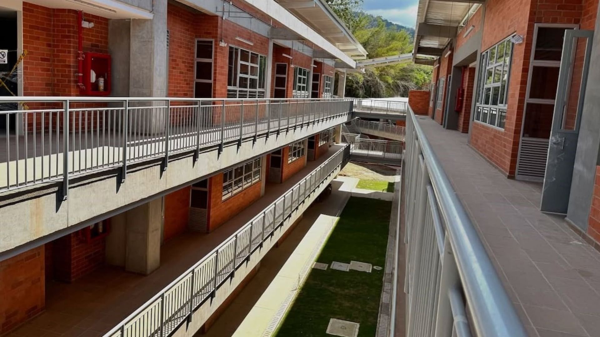 BIENVENIDOS A NUESTRA INSTITUCIÓN